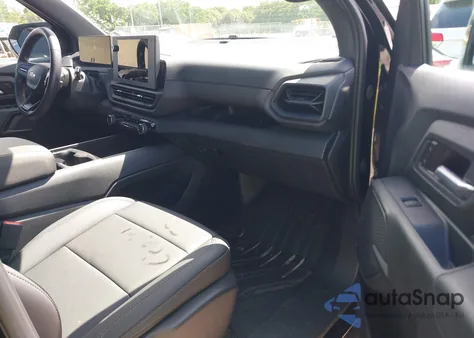 2024 Chevrolet Silverado z USA, uszkodzony, nr VIN 1GC10VEL9RU205438